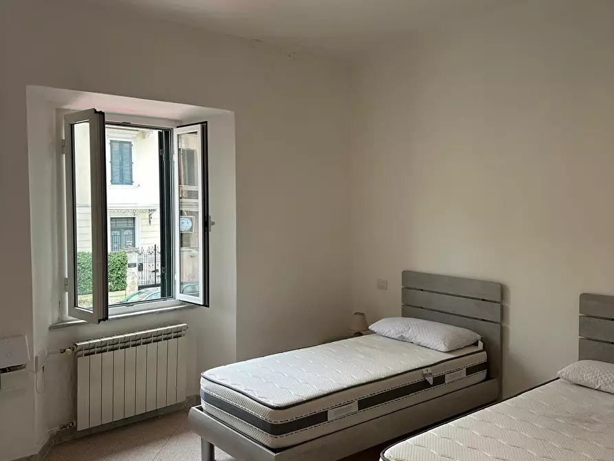 Immagine 11 di Appartamento in affitto  a Carrara