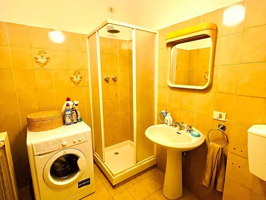 Immagine 27 di Appartamento in vendita  a Massa