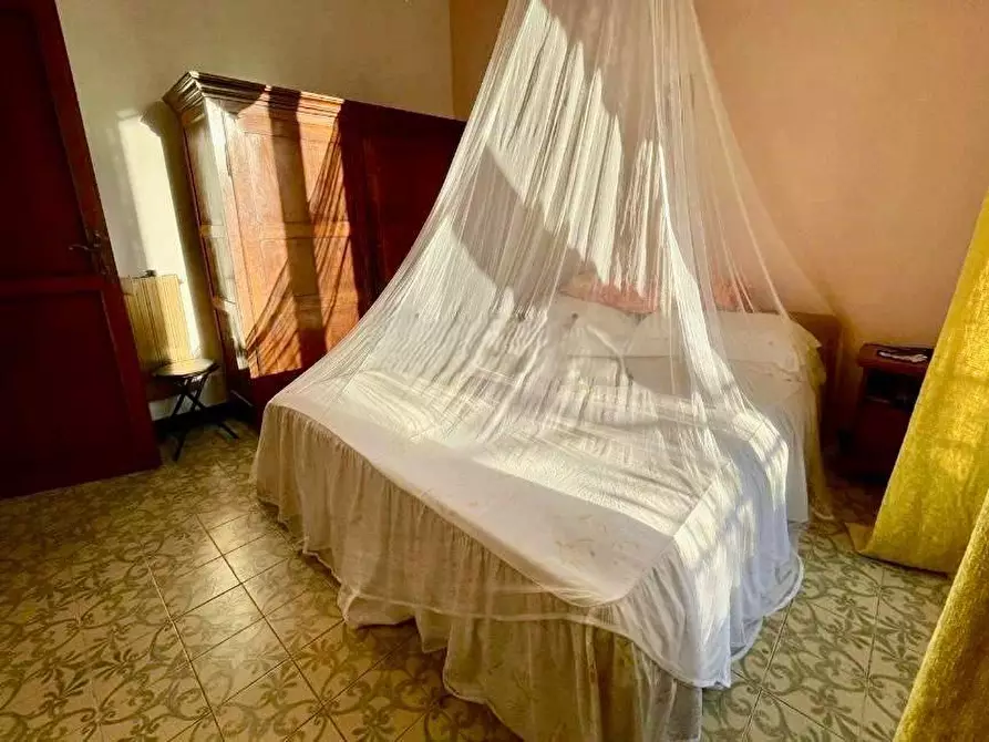 Immagine 5 di Appartamento in vendita  a Pietrasanta