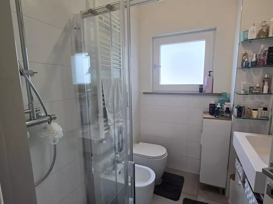 Immagine 15 di Appartamento in vendita  a Pontedera