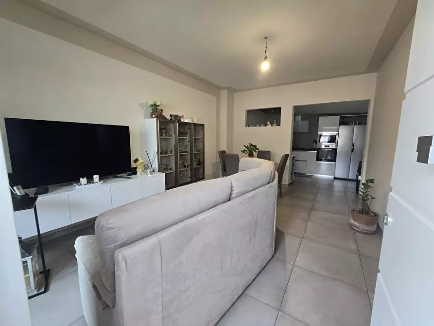 Immagine 6 di Appartamento in vendita  a Pontedera