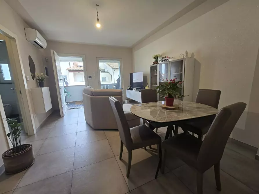 Immagine 8 di Appartamento in vendita  a Pontedera