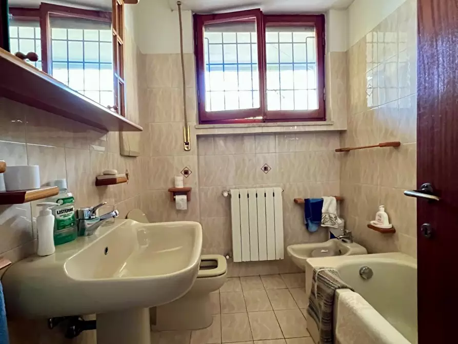 Immagine 13 di Appartamento in vendita  a Massa