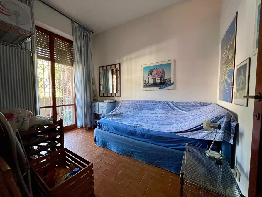 Immagine 16 di Appartamento in vendita  a Massa