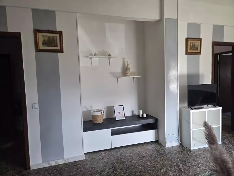 Immagine 20 di Appartamento in vendita  a Carrara