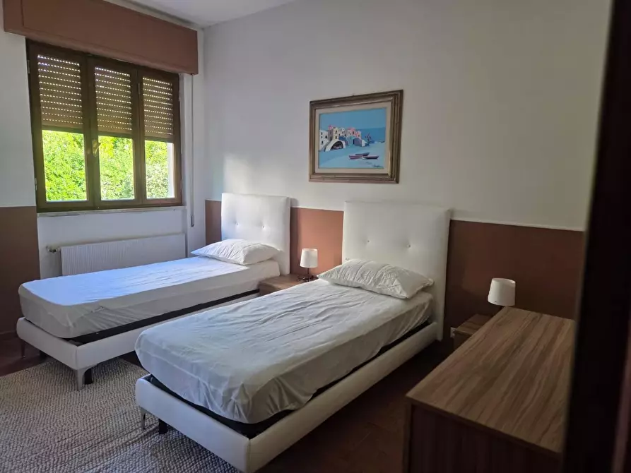 Immagine 8 di Appartamento in vendita  a Carrara