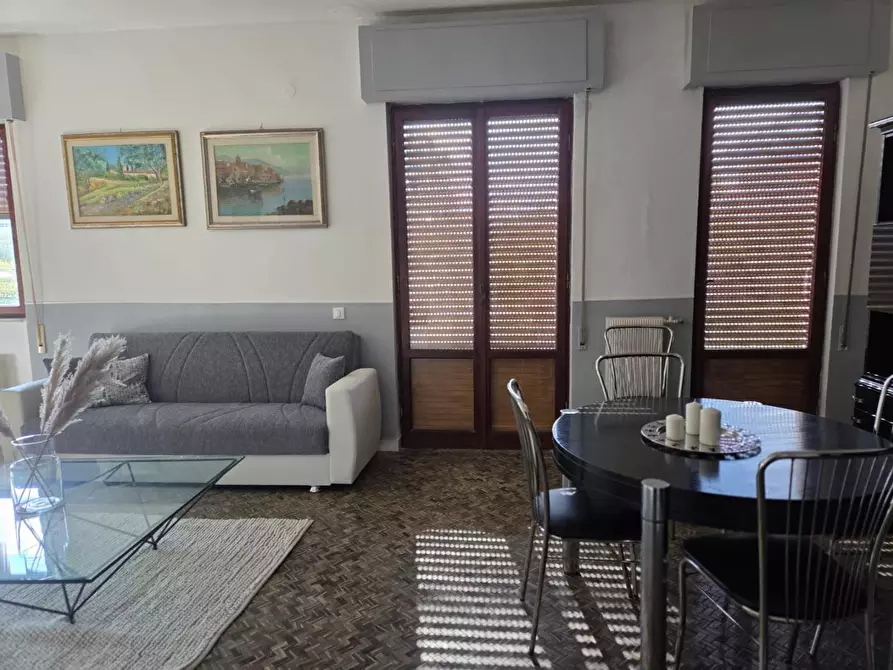 Immagine 5 di Appartamento in vendita  a Carrara