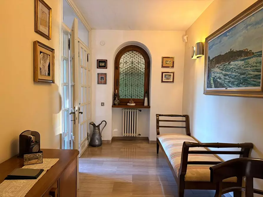 Immagine 5 di Casa bifamiliare in vendita  a Massa