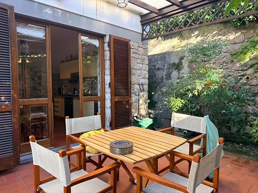 Immagine 18 di Casa bifamiliare in vendita  a Massa