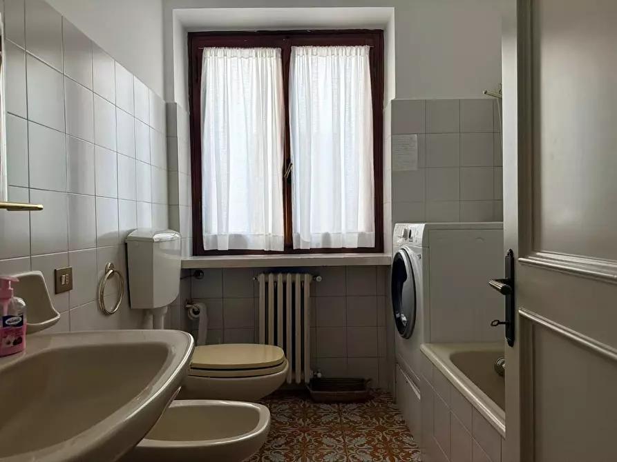 Immagine 29 di Casa bifamiliare in vendita  a Massa