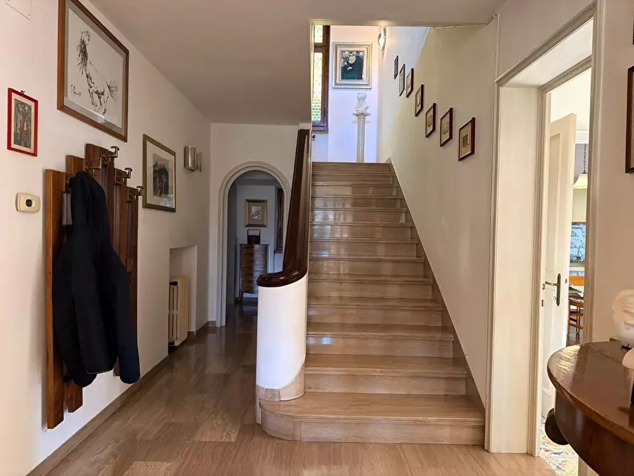 Immagine 6 di Casa bifamiliare in vendita  a Massa