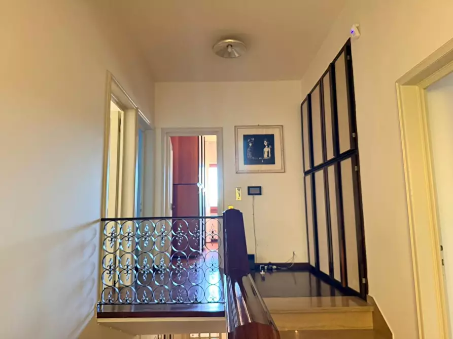 Immagine 23 di Casa bifamiliare in vendita  a Massa