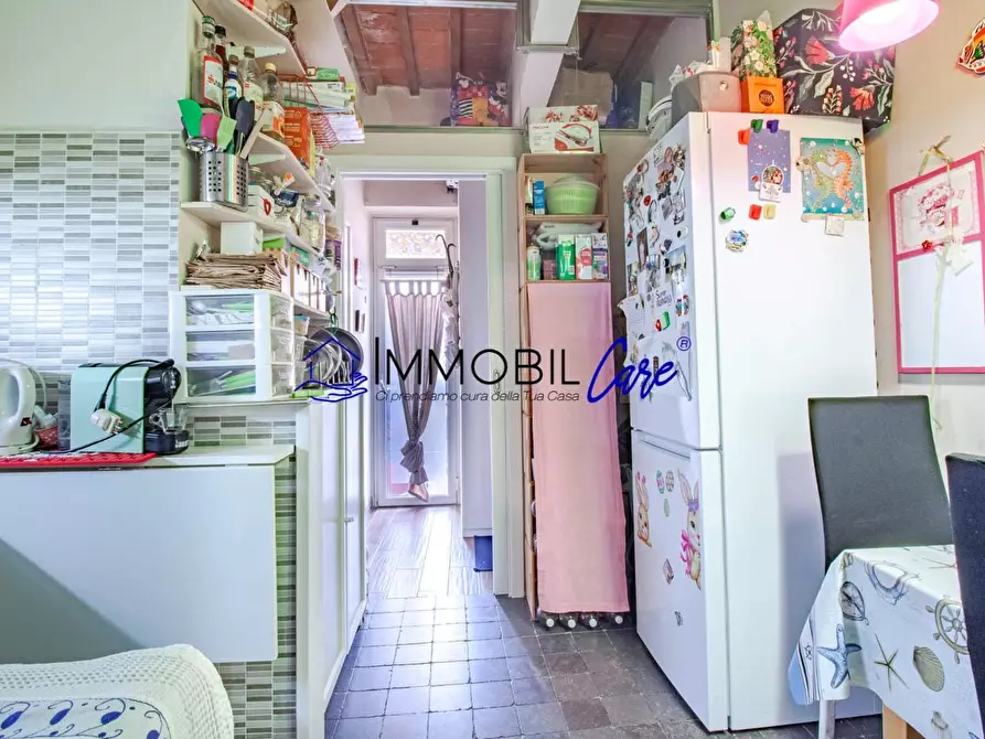 Immagine 10 di Appartamento in vendita  a Livorno
