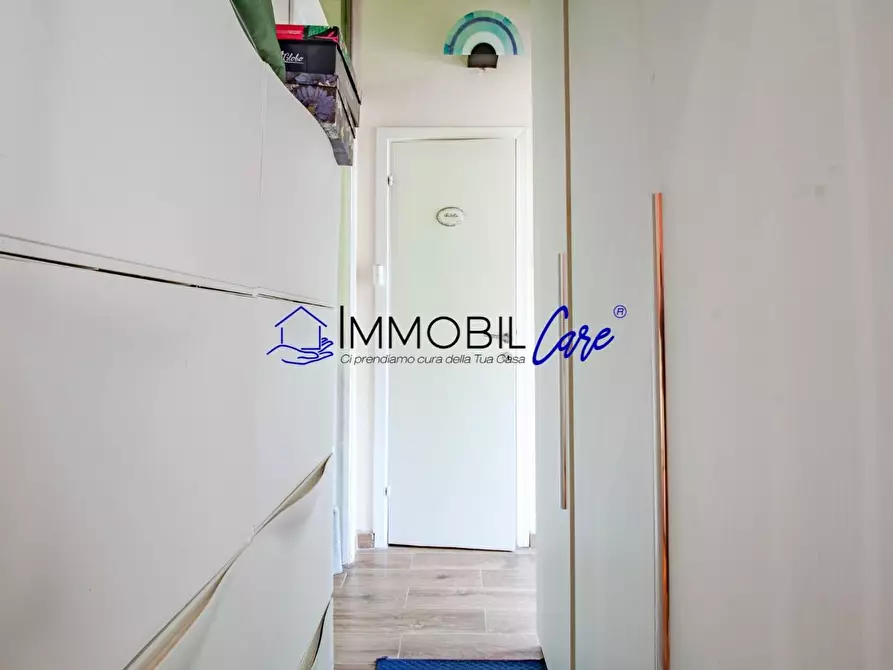 Immagine 15 di Appartamento in vendita  a Livorno