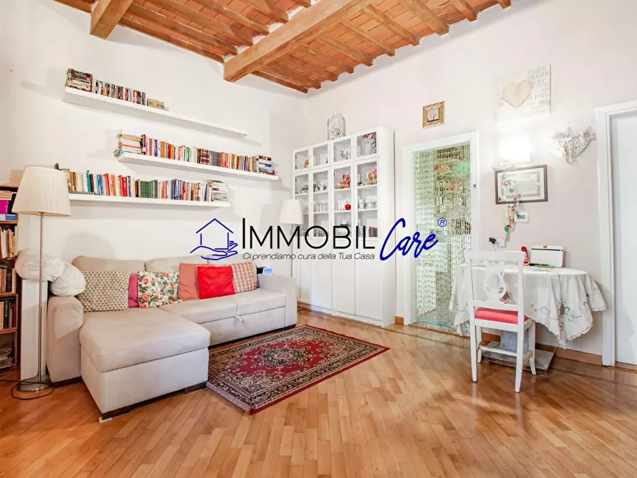 Immagine 5 di Appartamento in vendita  a Livorno