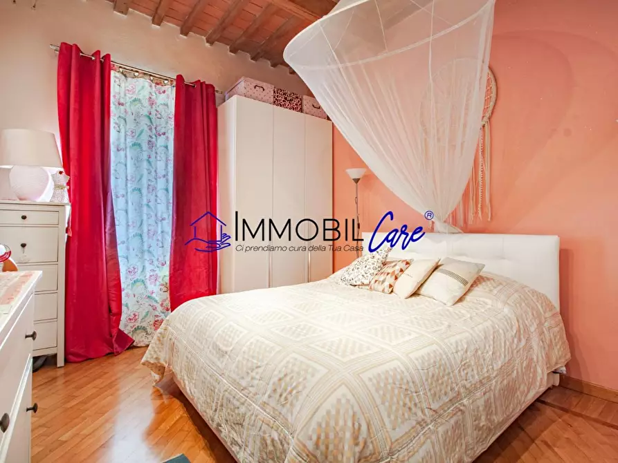 Immagine 23 di Appartamento in vendita  a Livorno