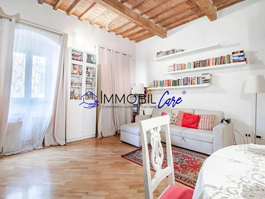 Immagine 3 di Appartamento in vendita  a Livorno