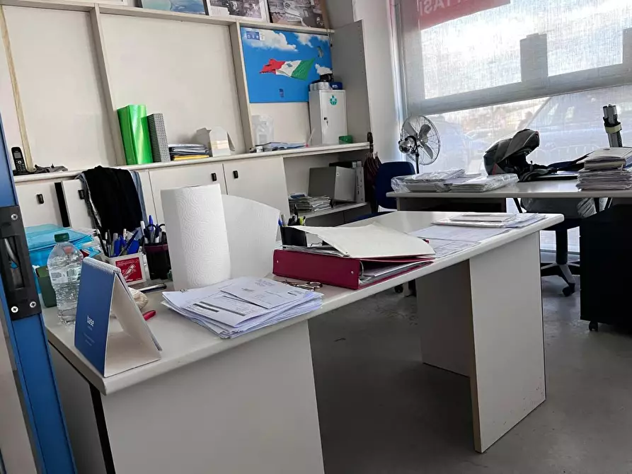 Immagine 7 di Capannone industriale in vendita  a Pontedera