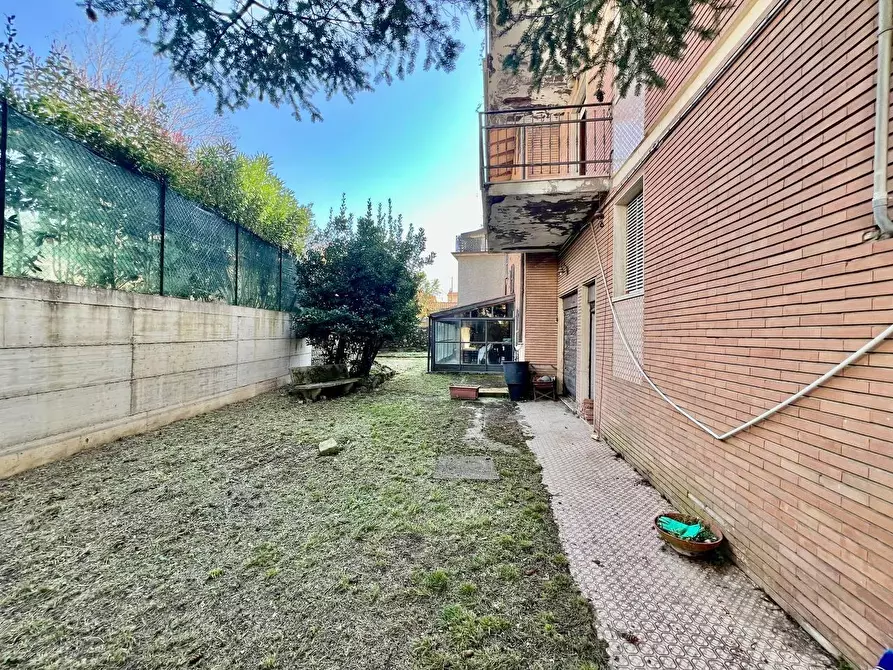 Immagine 8 di Appartamento in vendita  a Pietrasanta