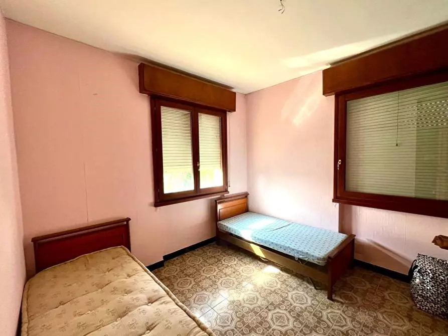 Immagine 5 di Appartamento in vendita  a Pietrasanta