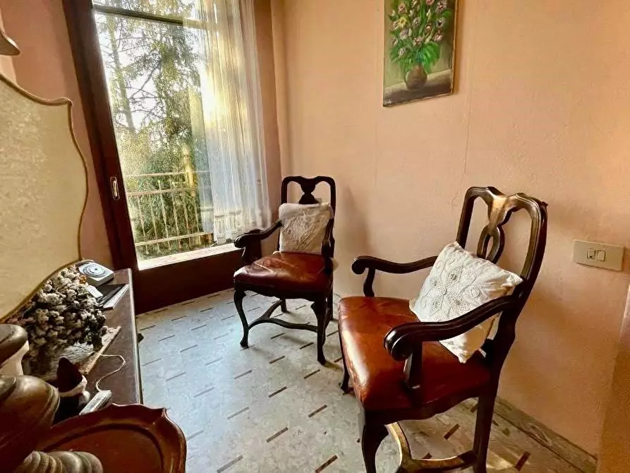 Immagine 2 di Appartamento in vendita  a Pietrasanta