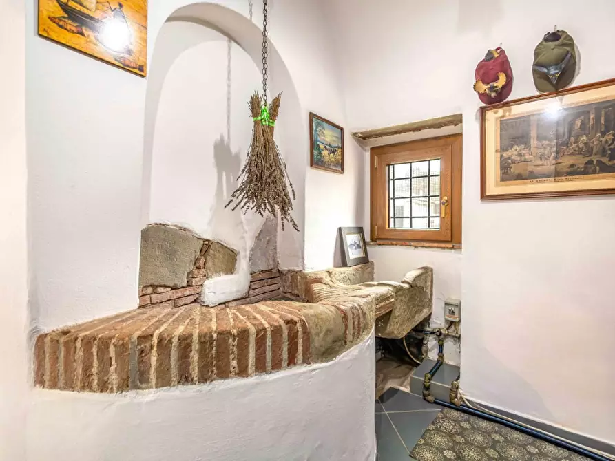 Immagine 14 di Porzione di casa in vendita  a Cascina