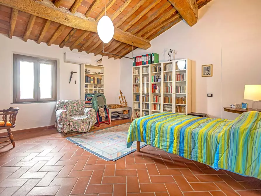 Immagine 19 di Porzione di casa in vendita  a Cascina