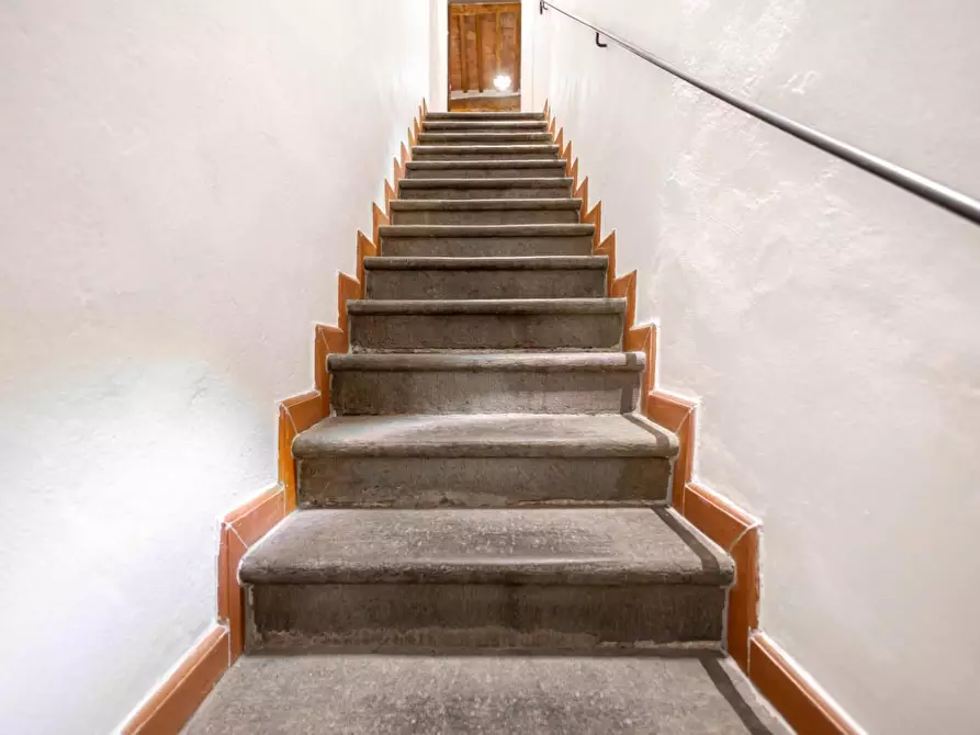 Immagine 16 di Porzione di casa in vendita  a Cascina