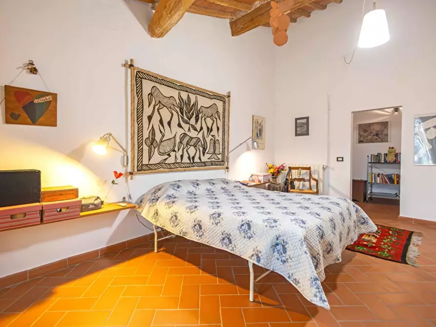 Immagine 18 di Porzione di casa in vendita  a Cascina