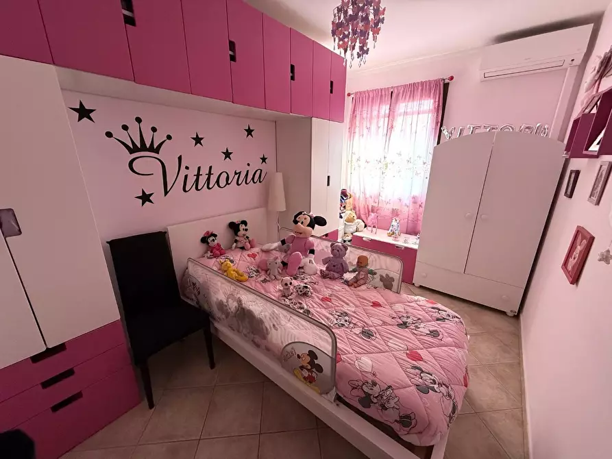 Immagine 25 di Villetta a schiera in vendita  a Cascina