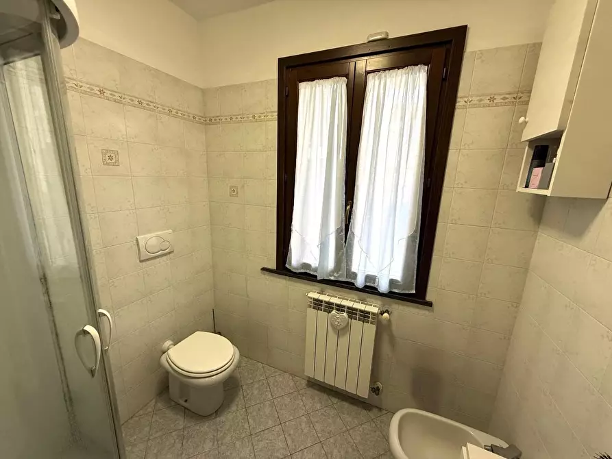 Immagine 17 di Villetta a schiera in vendita  a Cascina