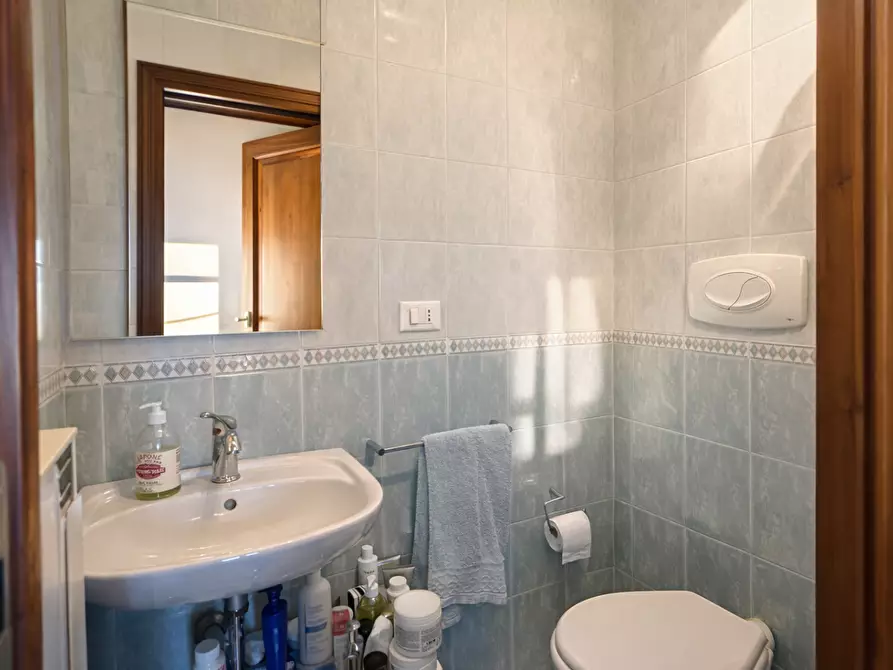 Immagine 42 di Terratetto in vendita  a Cascina