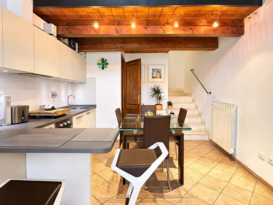 Immagine 14 di Terratetto in vendita  a Cascina