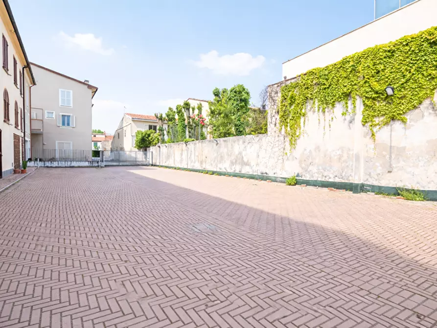 Immagine 70 di Terratetto in vendita  a Cascina