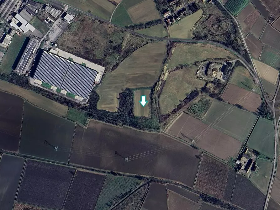 Immagine 1 di Terreno agricolo in vendita  a Chignolo Po