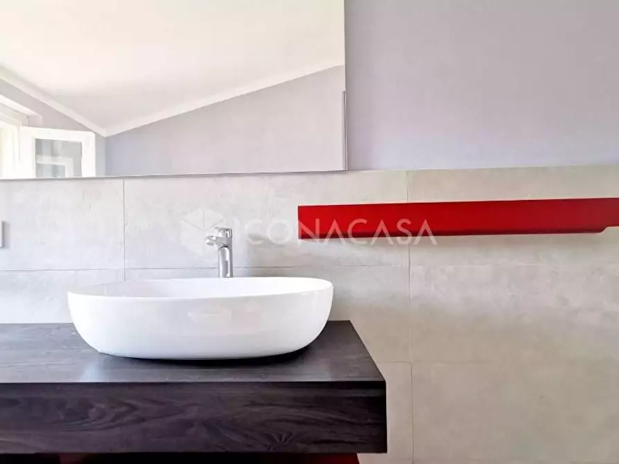 Immagine 22 di Villa in vendita  a Pontedera