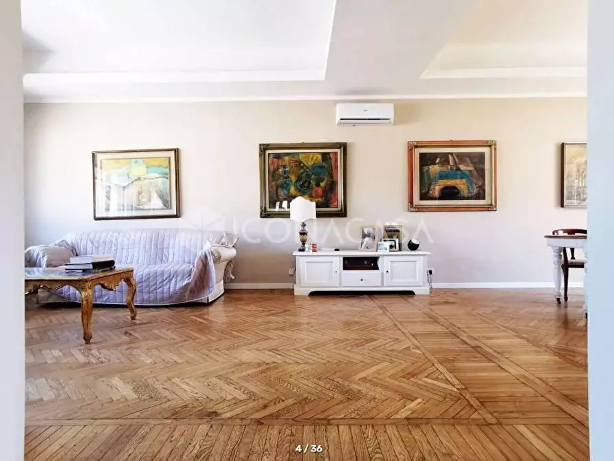 Immagine 4 di Villa in vendita  a Pontedera