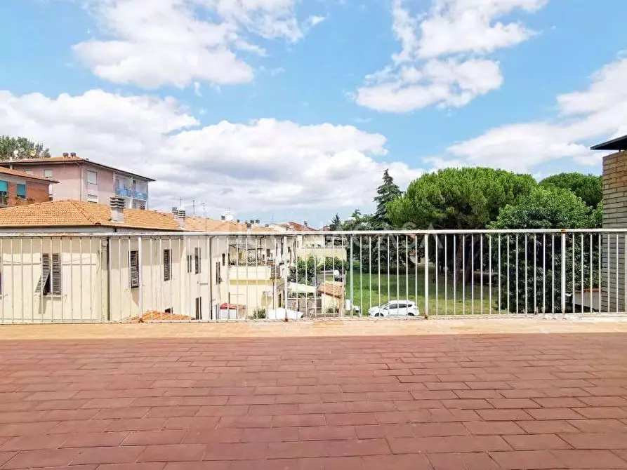 Immagine 24 di Villa in vendita  a Pontedera