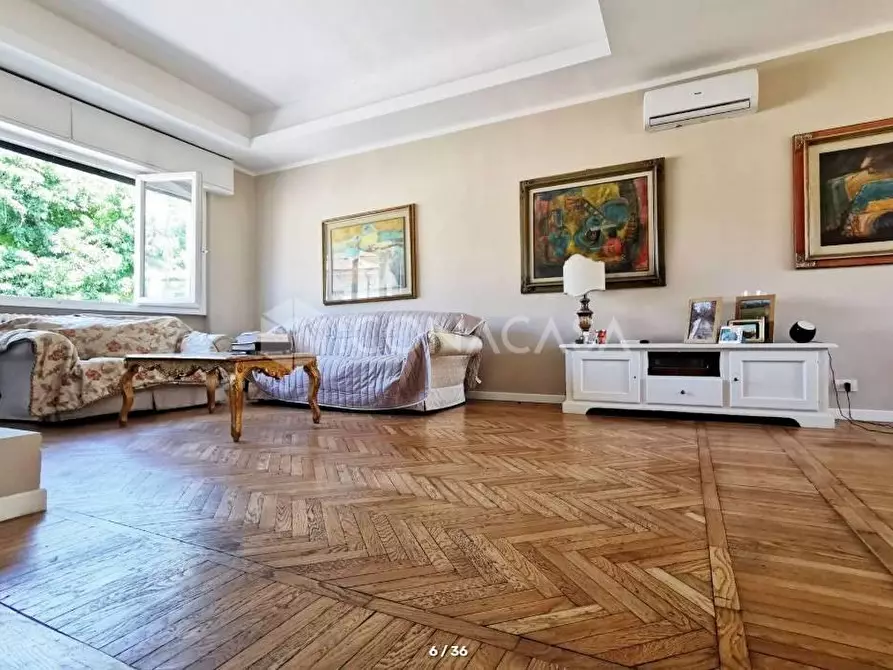 Immagine 6 di Villa in vendita  a Pontedera