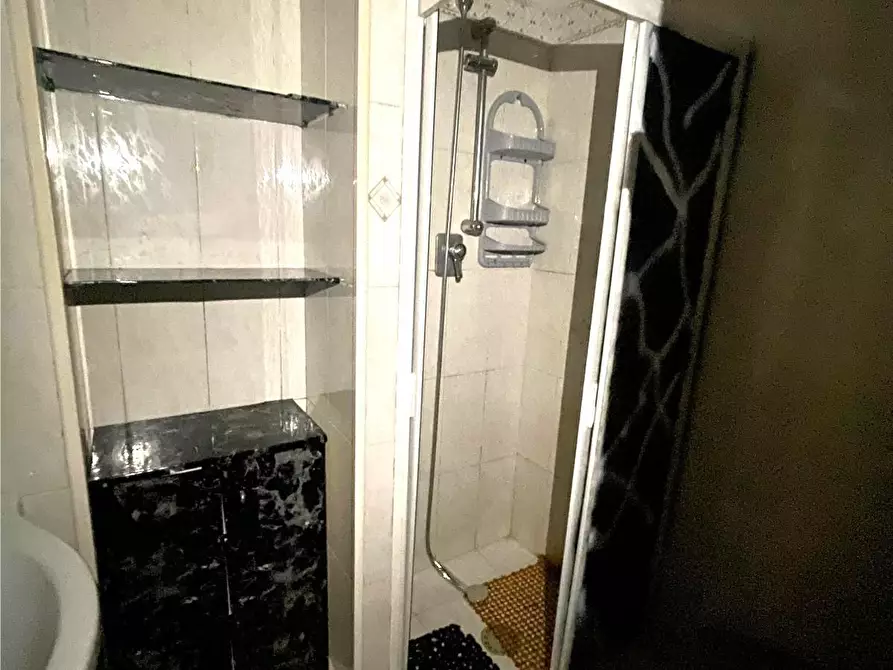 Immagine 16 di Porzione di casa in vendita  a Carrara