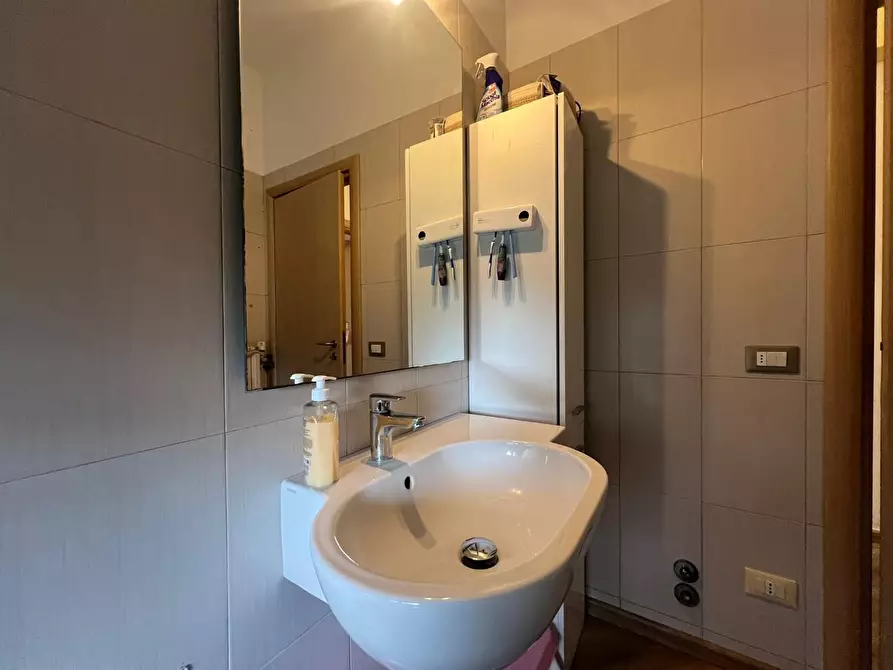 Immagine 18 di Appartamento in vendita  a Empoli