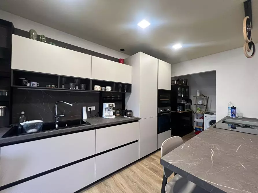 Immagine 6 di Appartamento in vendita  a Empoli