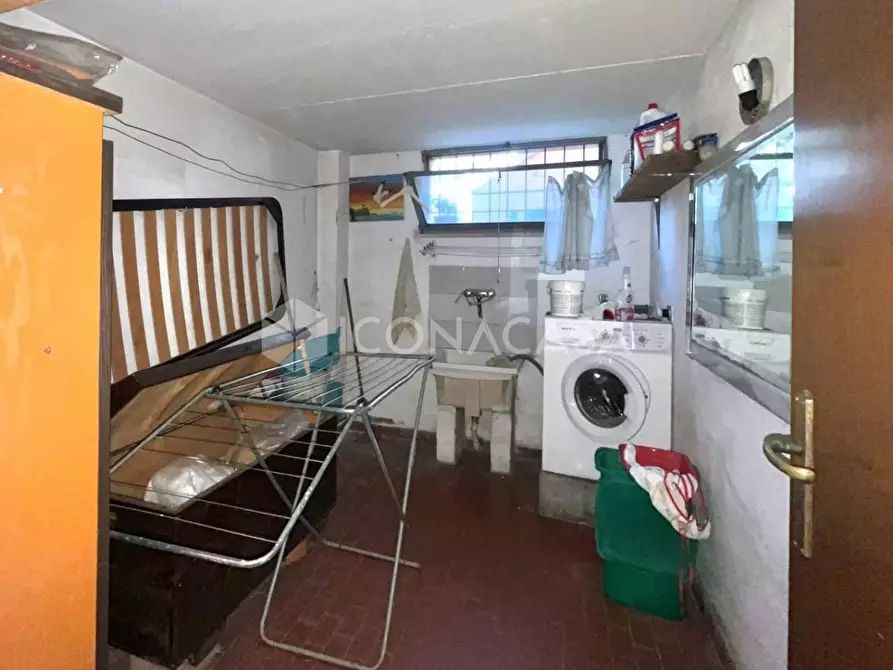 Immagine 26 di Appartamento in vendita  a Pontedera