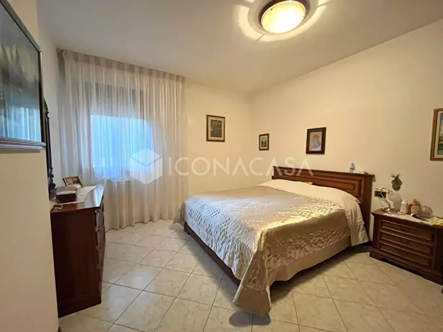 Immagine 16 di Appartamento in vendita  a Pontedera