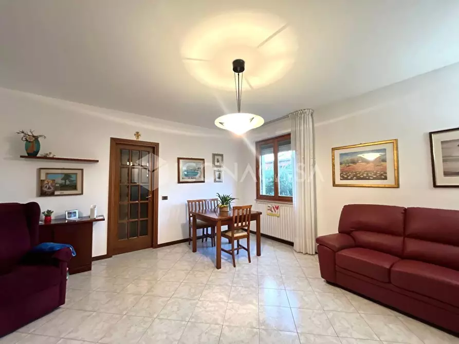 Immagine 8 di Appartamento in vendita  a Pontedera