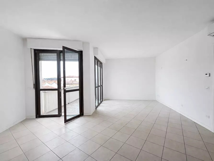 Immagine 6 di Mansarda in vendita  a Empoli