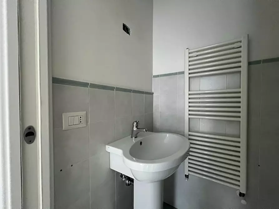 Immagine 18 di Mansarda in vendita  a Empoli