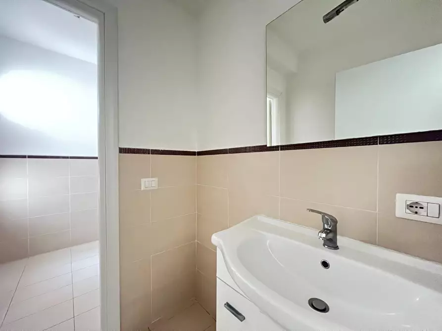 Immagine 16 di Mansarda in vendita  a Empoli