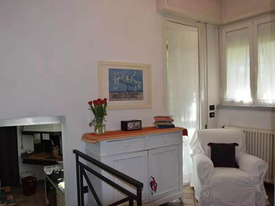 Immagine 14 di Villa in vendita  a Pietrasanta