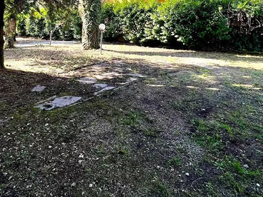 Immagine 7 di Villa in vendita  a Pietrasanta